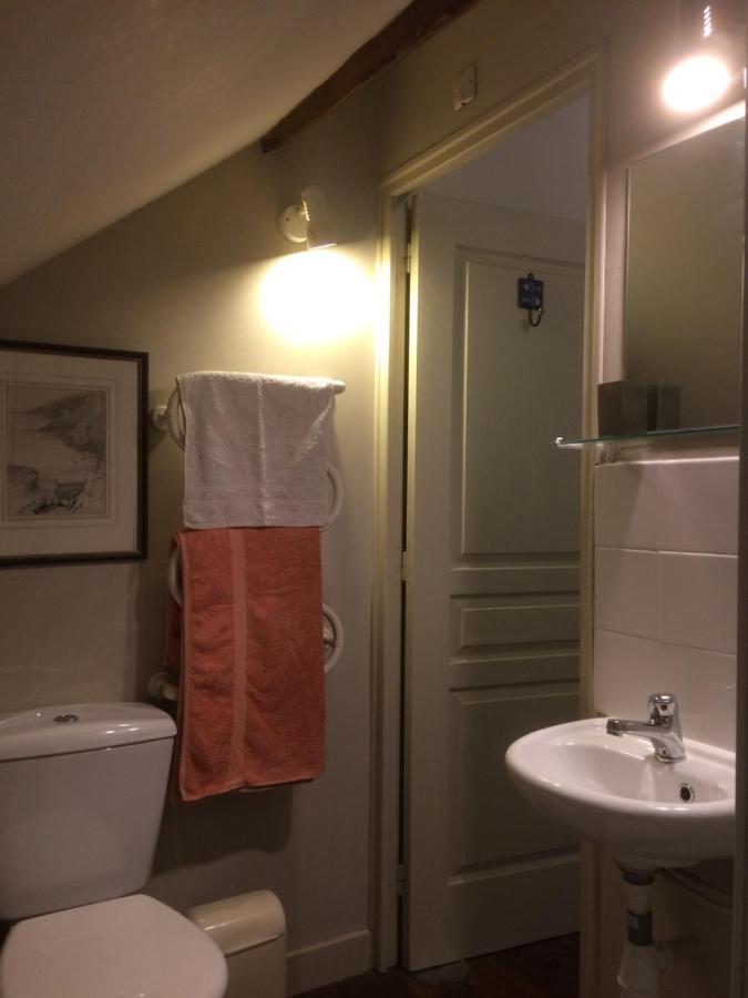 15 Rue Francois Bretagnolle Bed & Breakfast Le Lonzac Ngoại thất bức ảnh